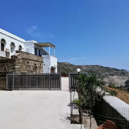 House With Sea And Mountain Views Σπίτι διακοπών